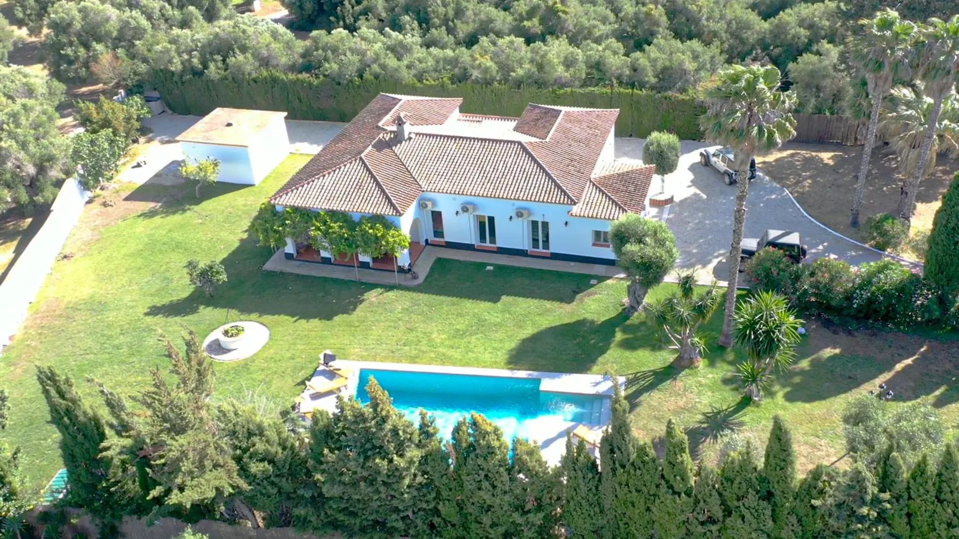 Jardines Fenicios Luxurious And Spacious Villa نوفو سانكتي بيتري